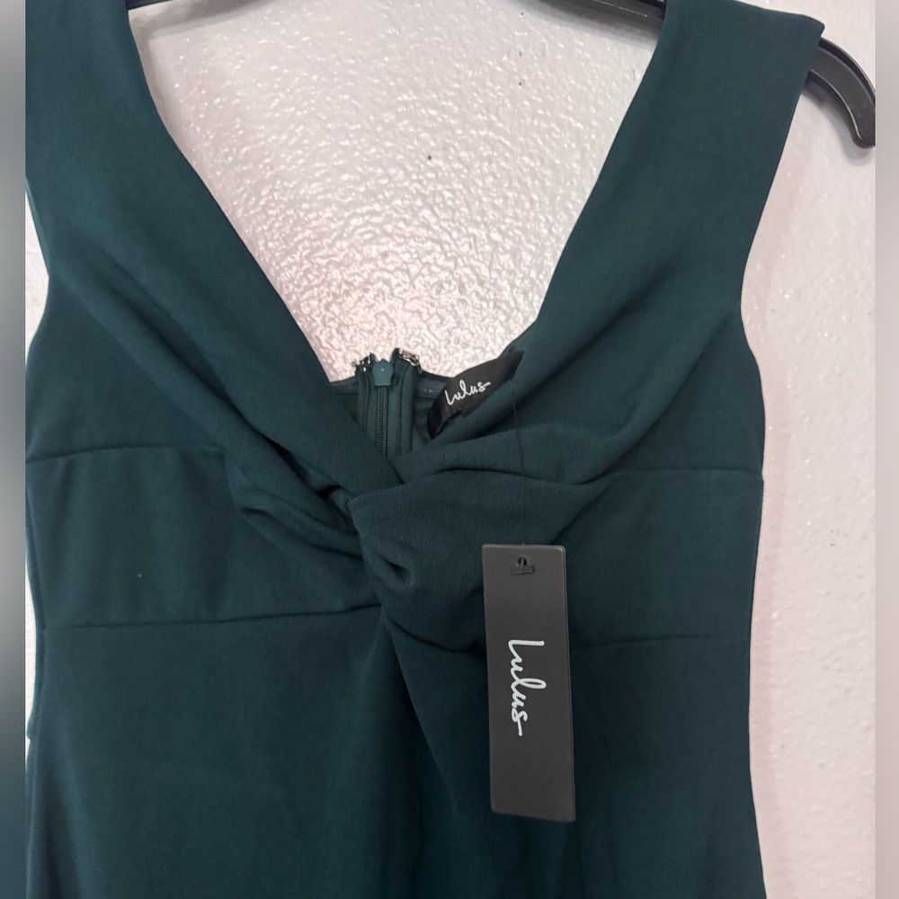 Lulu's Dress - Picture 3 of 3